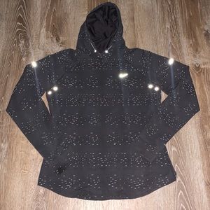 NIKE Women's Pullover